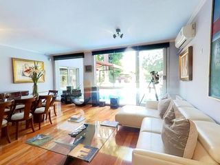 Foto 11 de CASA CON JARDÍN Y PILETA VICENTE LOPEZ