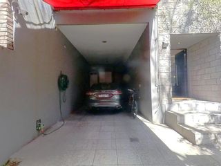 Foto 6 de CASA CON JARDÍN Y PILETA VICENTE LOPEZ