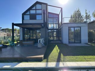 Foto 2 de Casa en barrio privado Arenas del Sur