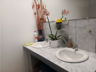 Foto 10 de Jipijapa, Casa Comercial en Renta, 900m2, 10 Ambientes