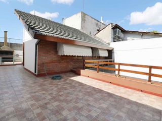 Foto 53 de VENTA HERMOSA CASA 5 AMB. V. PUEYRREDÓN