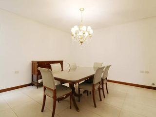 Foto 15 de VENTA HERMOSA CASA 5 AMB. V. PUEYRREDÓN