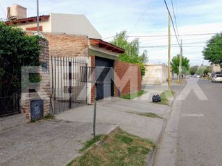 Foto 40 de EN VENTA CASA 3 DORMTIORIOS MAS DPTO 2 DORMITORIOS
