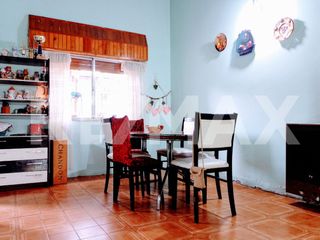 Foto 11 de EN VENTA CASA 3 DORMTIORIOS MAS DPTO 2 DORMITORIOS