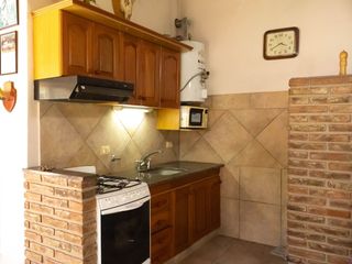 Foto 15 de Casa con amplio parque y pileta en venta - Gonnet