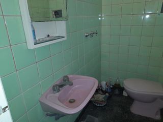 Foto 1 de Venta Casa 5 Ambientes, Lote 8,66mx22m-Almagro