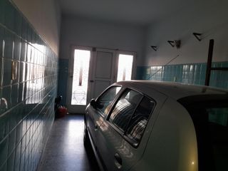 Foto 3 de Venta Casa 5 Ambientes, Lote 8,66mx22m-Almagro