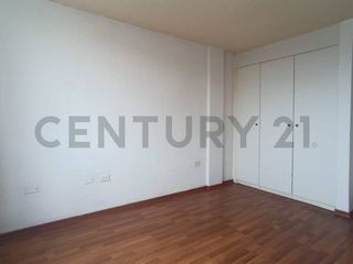 Foto 13 de En Venta departamento de 2 dormitorios en Altavista de Calderón