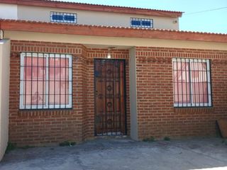 Foto 1 de DUPLEX PARA ALQUILER ANUAL EN MAR DEL TUYÚ