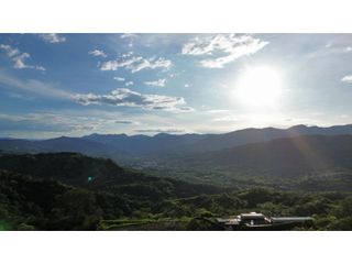 Foto 2 de VENDO LOTE EN ALTO DE PAJAS, CONDOMINIO  DOS MADEROS