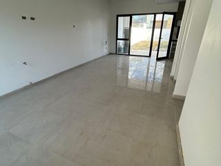 Foto 7 de Venta Duplex  Dos Dormitorios a estrenar en Centenario