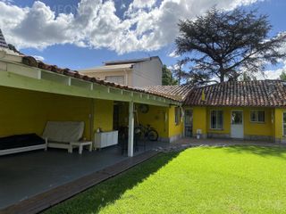 Foto 1 de Casa -  Alquiler temporario/anual - Martínez