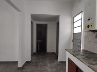 Foto 3 de DEPARTAMENTO DE PASILLO / OCAMPO 3900