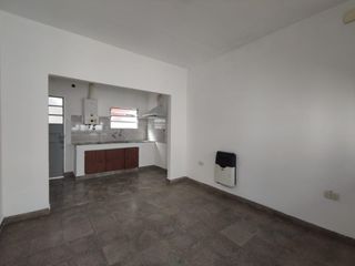Foto 1 de DEPARTAMENTO DE PASILLO / OCAMPO 3900