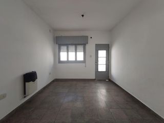 Foto 4 de DEPARTAMENTO DE PASILLO / OCAMPO 3900