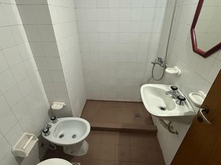 Foto 9 de ALQUILER!! 2 dorm / frente con balcon / muy amplio