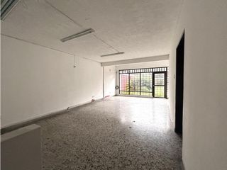 Foto 4 de Alquiler Casa Comercial B La Flora