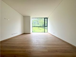 Foto 12 de Vendo apartamento para estrenar en Las palmas. El poblado