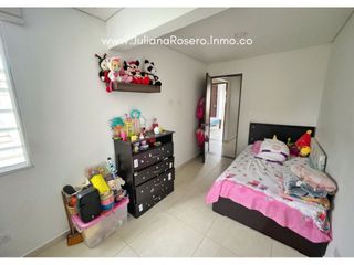 Foto 14 de VENDO CASA AMPLIADA EN BOSQUES DE ALHAMBRA