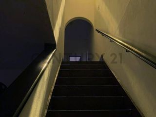 Foto 18 de CASA EN ALQUILER SEMI-AMIBLADA 150m² 3 Dirmitorios