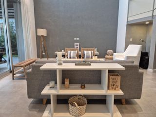 Foto 11 de Moderna casa al Lago en Venta en Los Castaños - Nordelta