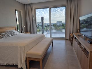 Foto 18 de Moderna casa al Lago en Venta en Los Castaños - Nordelta