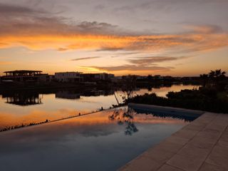 Foto 4 de Moderna casa al Lago en Venta en Los Castaños - Nordelta