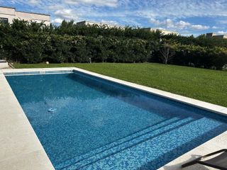 Foto 4 de Venta Casa Pilar del Este, Barrio Santa Guadalupe lote 402, Pilar