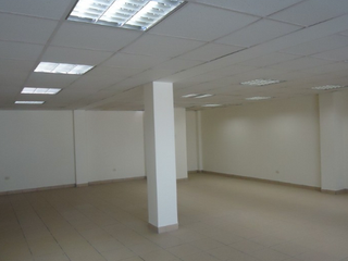 BUENAS OFICINAS EN CARLOS VILLARAN LA VICTORIA - 021762