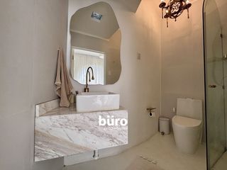 Foto 21 de ACOGEDORA CASA EN ALQUILER DE ESTILO MEDITERRANEO EN SAN ISIDRO