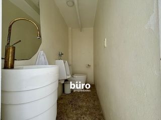 Foto 29 de ACOGEDORA CASA EN ALQUILER DE ESTILO MEDITERRANEO EN SAN ISIDRO