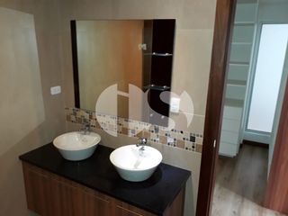 Foto 16 de CASA EN VENTA SECTOR CHALLUABAMABA, CUENCA