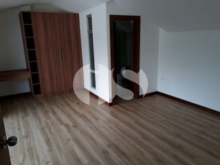 Foto 15 de CASA EN VENTA SECTOR CHALLUABAMABA, CUENCA