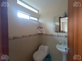 Foto 4 de CASA DE VENTA EN CONOCOTO