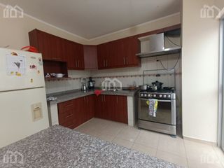Foto 3 de CASA DE VENTA EN CONOCOTO