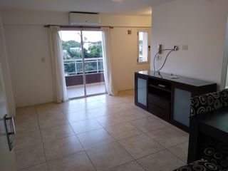 Foto 2 de Departamento en alquiler en Remedios de Escalada Oeste