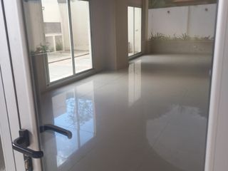 Foto 1 de Semipiso en alquiler en Bernal Centro