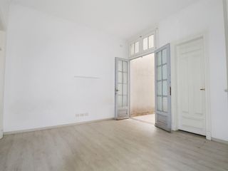 Foto 7 de DEPARTAMENTO VENTA MONSERRAT 6 AMBIENTES