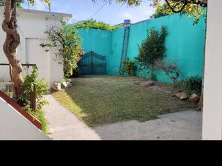 Foto 8 de Chalet en Alquiler Villa Sarmiento / Moron (A034 1150)