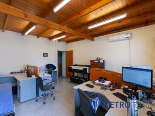 Foto 18 de Alquiler Depósito/Galpon en Olivos con oficinas