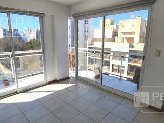 Foto 7 de Departamento en  alquiler por 24 meses. 4 ambientes. Todo al frente. Cochera. Baulera.