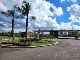 Foto 3 de Venta - Casa en Barrio Santa Sofia - Pilar del Este