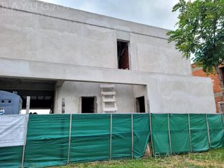 Foto 8 de Venta - Casa en Barrio Santa Sofia - Pilar del Este