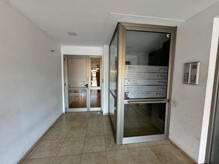 Foto 4 de Oficina en  ALQUILER POR 12 MESES