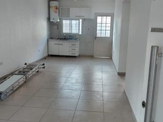 Foto 2 de Casa en alquiler - General Pacheco - Tigre