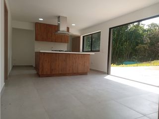 Foto 3 de Apartamento en renta en envigado  , Sector las Antillas