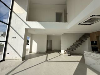 Foto 12 de CASA DE LUJO EN PREVENTA EN URBANIZACIÓN CIUDAD DEL MAR - MANTA
