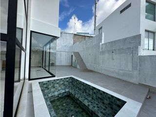 Foto 8 de CASA DE LUJO EN PREVENTA EN URBANIZACIÓN CIUDAD DEL MAR - MANTA