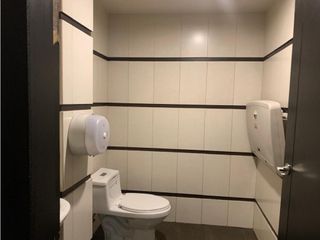 Foto 12 de La Luz, Local Comercial en Renta, 650m2, 8 Ambientes
