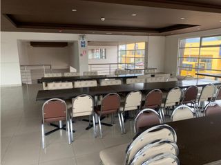Foto 5 de La Luz, Local Comercial en Renta, 650m2, 8 Ambientes